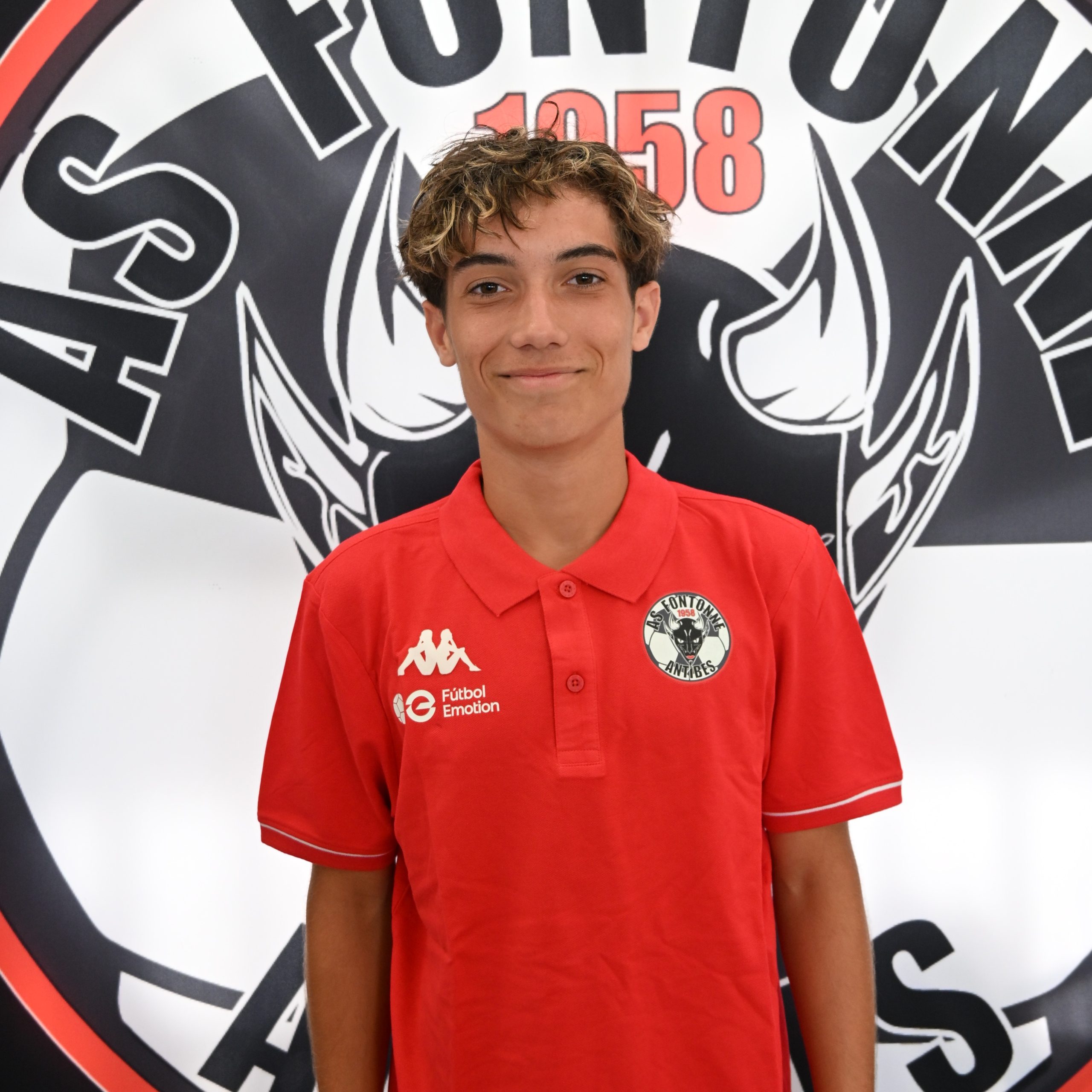 https://www.asfontonne-antibes.com/wp-content/uploads/2026/09/LUCAS-KOSYTARSKI-scaled.jpg
